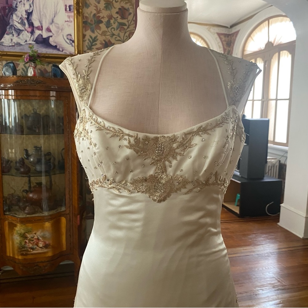 Reem Acra Ivory Satin Bridal Gown with Gold Embroidery and Long Train - Picture 6 of 17